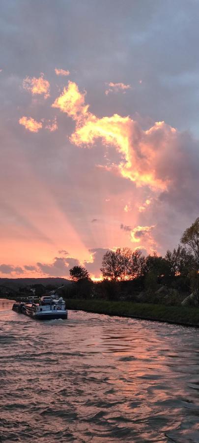 Bed and Breakfast Bateau Entre Lille Et Paris Турот Экстерьер фото